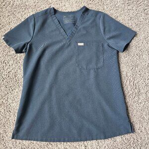Figs Catarina top in Dark Harbor size small